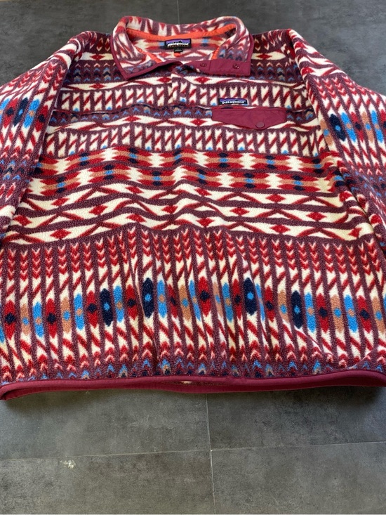 Patagonia Jackets & Blazers - Patagonia Women’s Snap T Fleece Dark Currant Aztec Pullover size Large